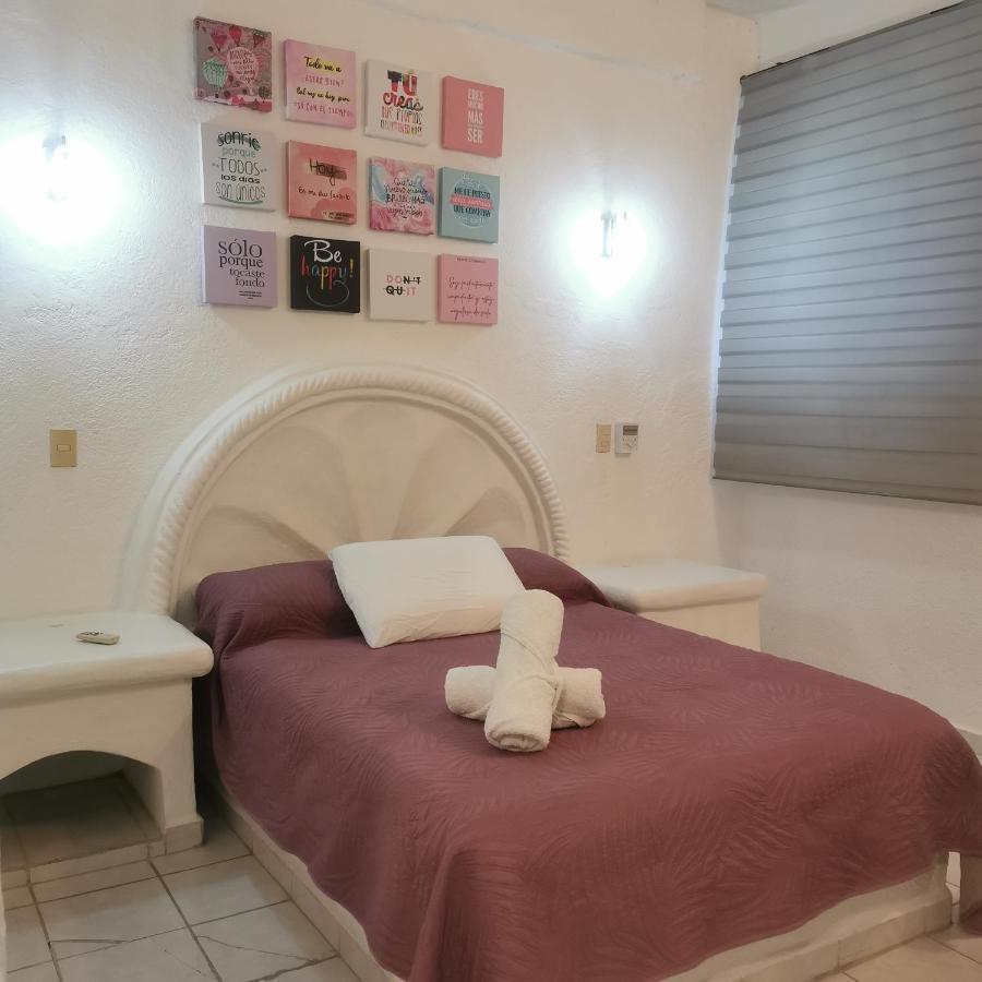 2 Bedroom Apartment With A/C Wi-Fi Best Location! Zihuatanejo Zewnętrze zdjęcie